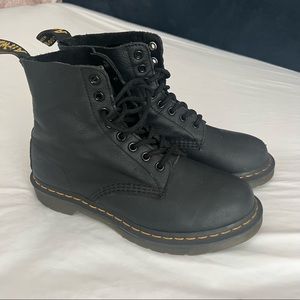 Dr. Martens women boot
